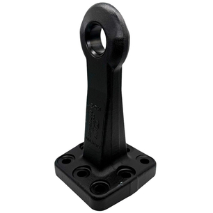 Tažné oko o průměru 40 mm na přírubě 100 × 110 mm 8 děr pro přívěsy