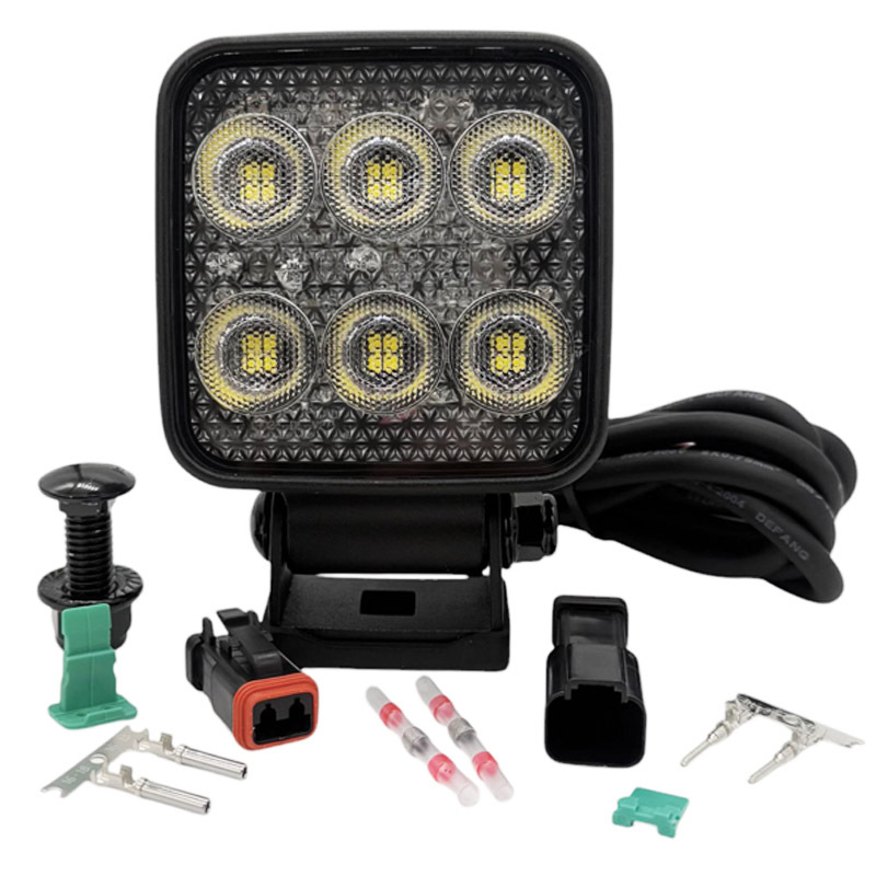 LED pracovní světlo s 36 LED diod o příkonu 54 W a se světelným tokem 5700 lm