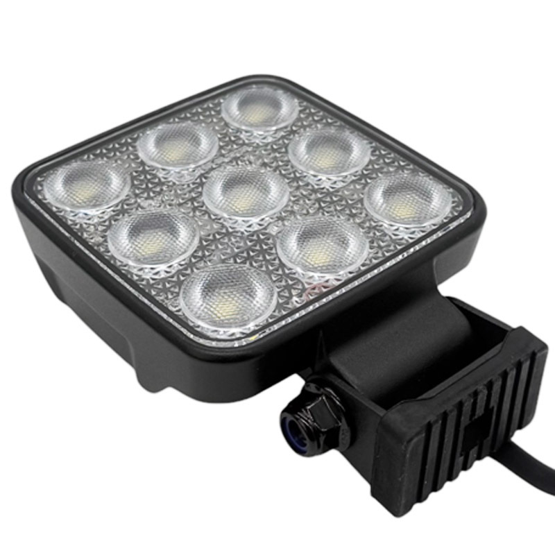 LED pracovní světlo s 36 LED diod o příkonu 54 W a se světelným tokem 6237 lm