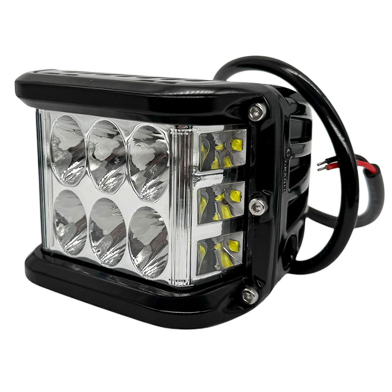 LED pracovní světlo 36 W se světelným tokem 2880 lm s vysokou intezitou světla