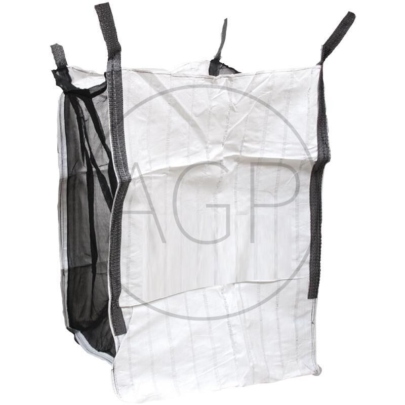 Palivové dřevo Big-Bag o rozměru 900 x 900 x 1400 mm