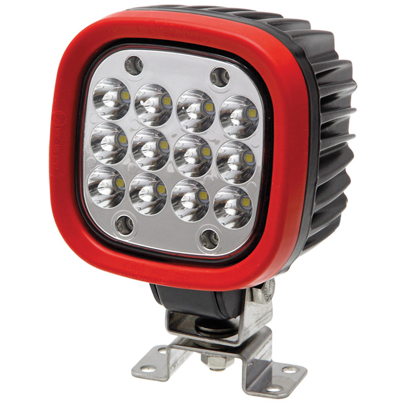 LED pracovní výkonné světlo 12 - 24 V o příkonu 60 W se světelným tokem až 7170 lumenů